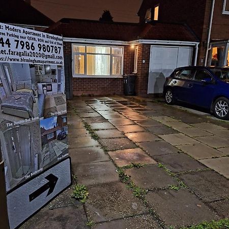 Luxury Apartment In Birmingham With Free Parking. Bagian luar foto